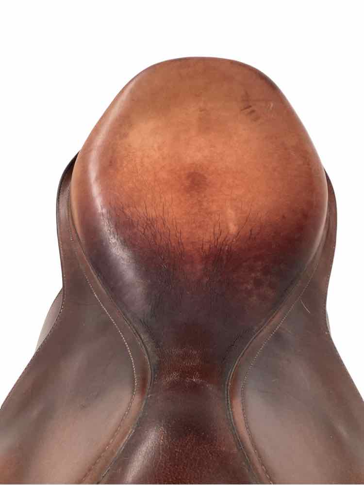 17.5" Circuit used close contact saddle