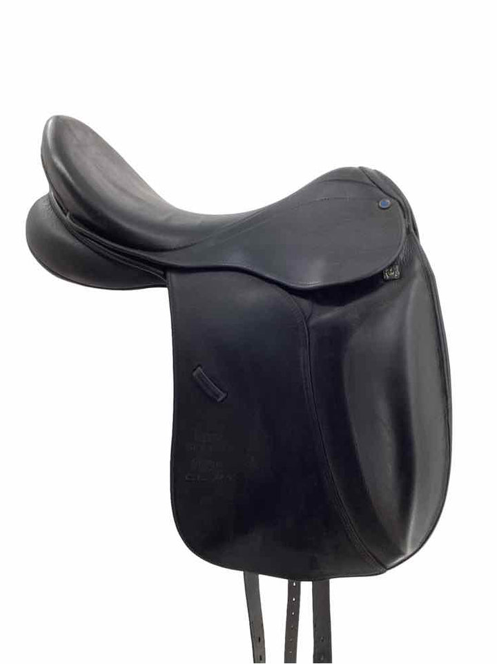 18" Stubben De Luxe used dressage saddle B has cover