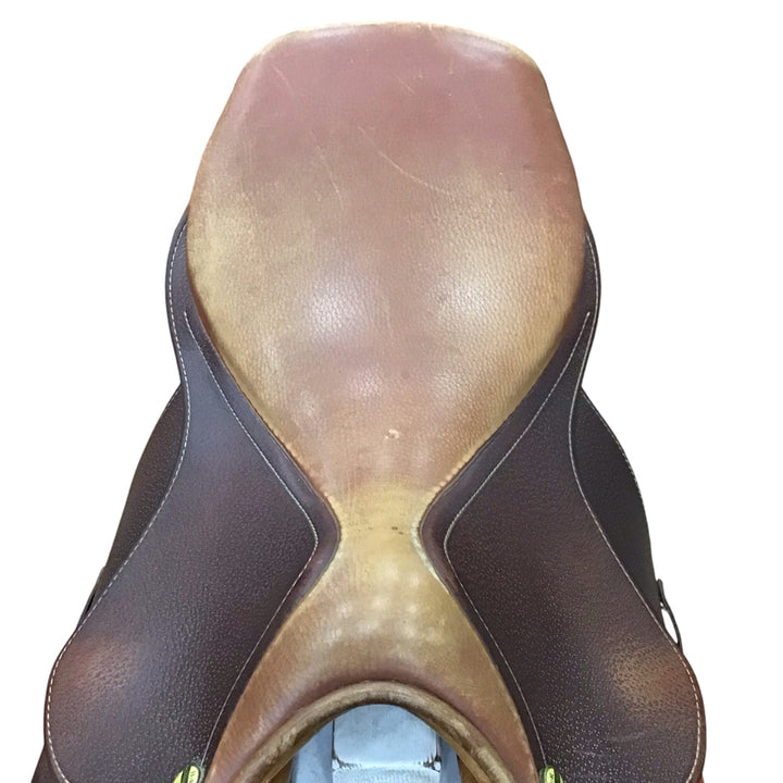 17" HDR Advantage Med/Narrow Used Hunter/Jumper Saddle - H