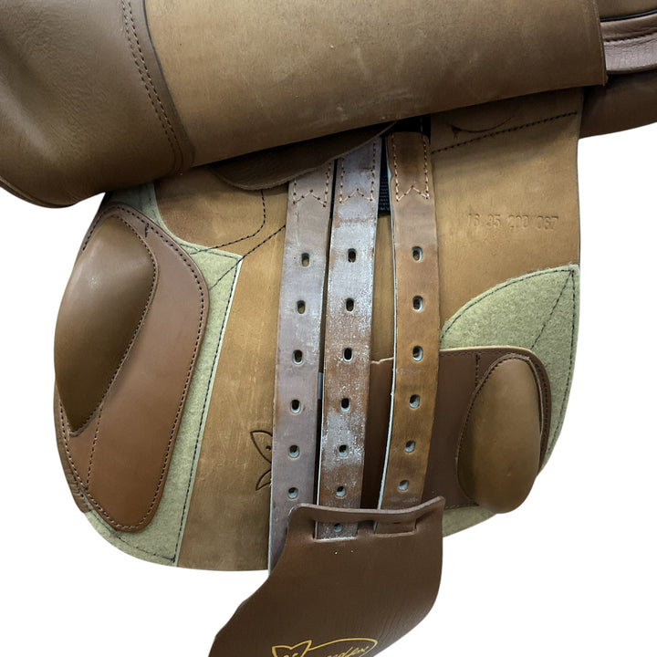 16" Prestige Hippos Red Fox 35cm Wide Like New Childs Hunter/Jumper Saddle - H