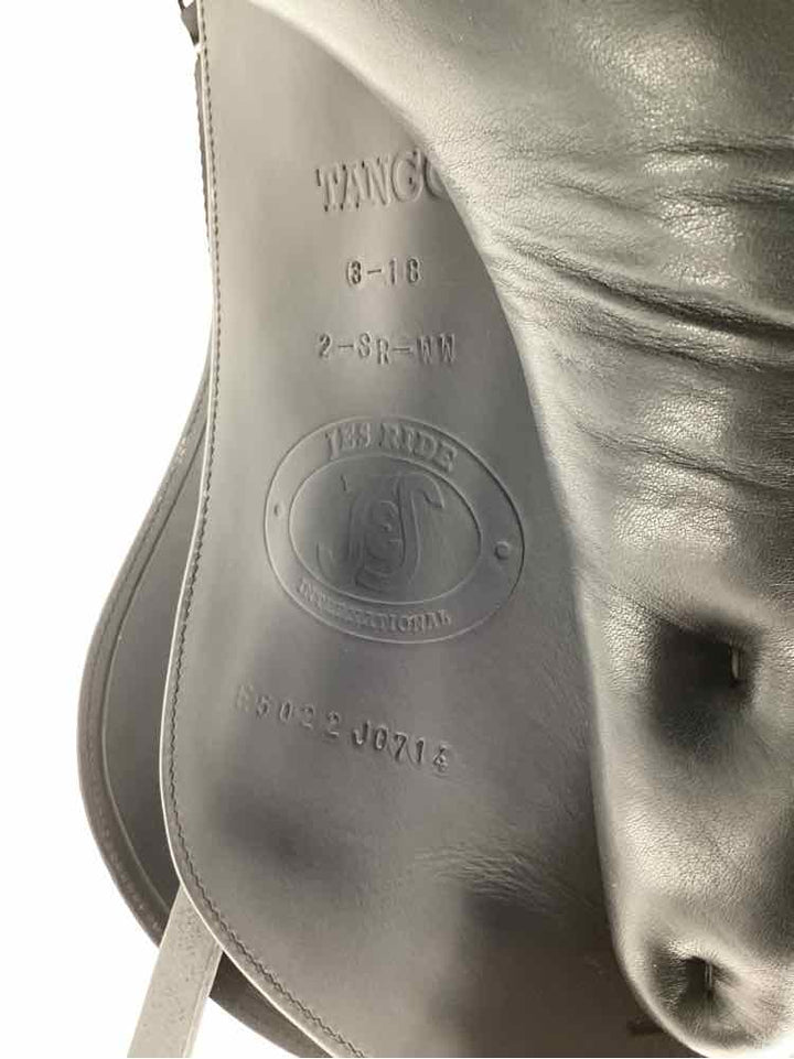 18" Jes Ride International Tango used dressage saddle fantastic shape B