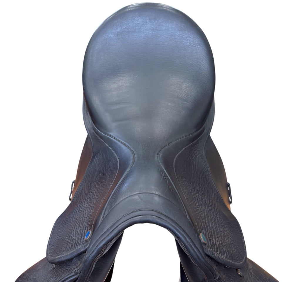 18" Stubben Genesis De Luxe 29cm Medium Used Dressage Saddle - H