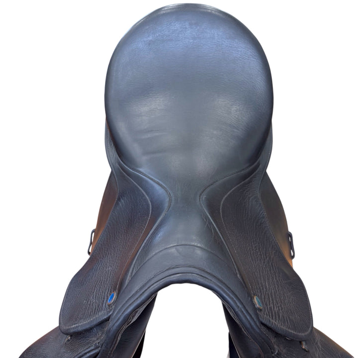 18" Stubben Genesis De Luxe 29cm Medium Used Dressage Saddle - H