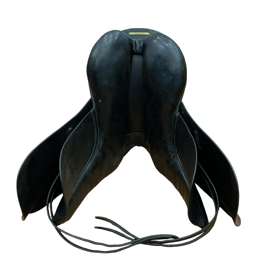 16.5" Unbranded Adjustable Crank Used Dressage Saddle - H