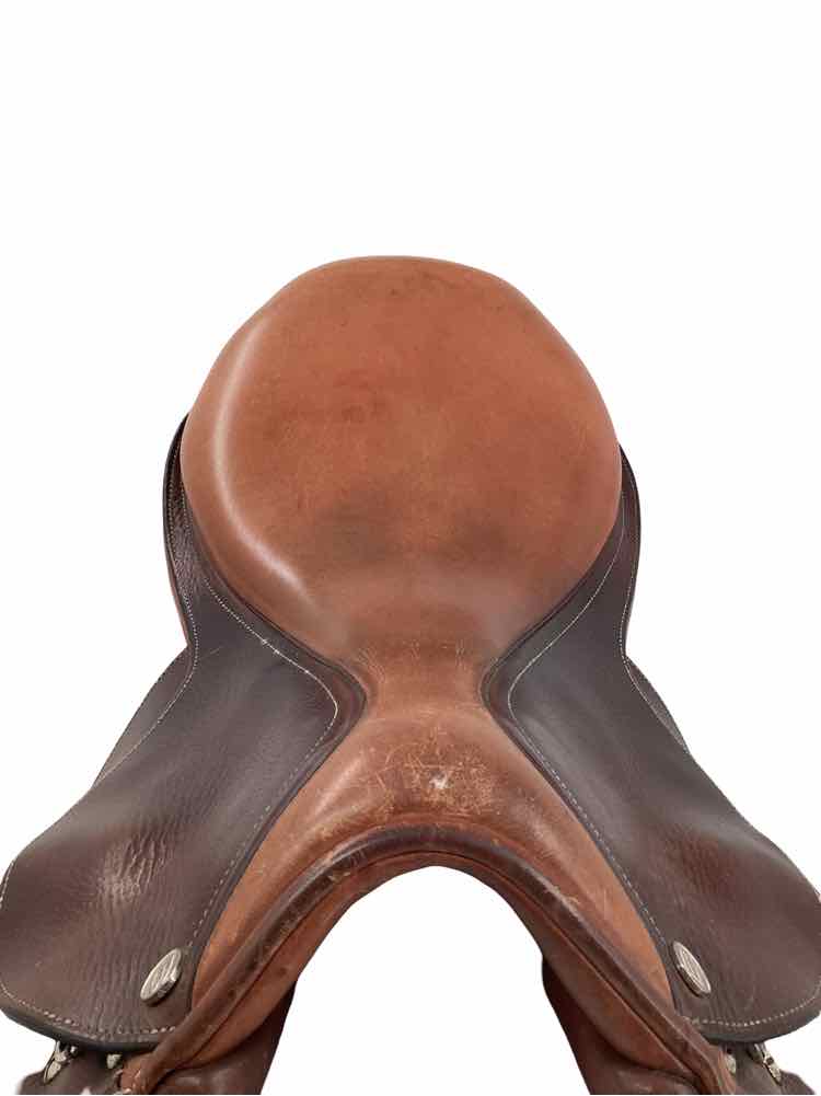 16.5" Bella Christine adjustable  used close contact saddle B