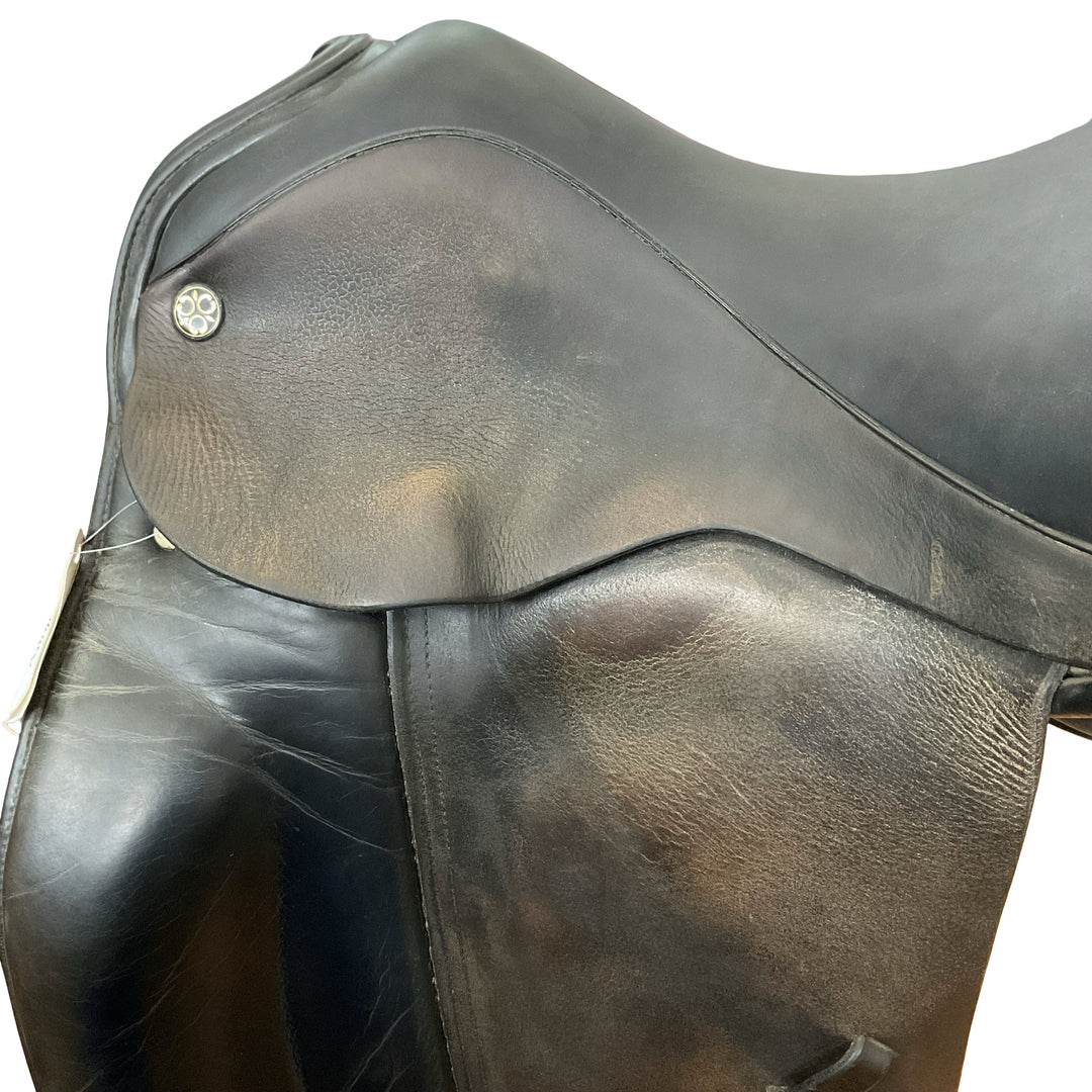 17.5" Trilogy Verago Elite Med/Wide Used Dressage Saddle