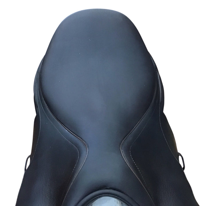 16" Beval Solaris Med/Wide Used Hunter/Jumper Saddle - H