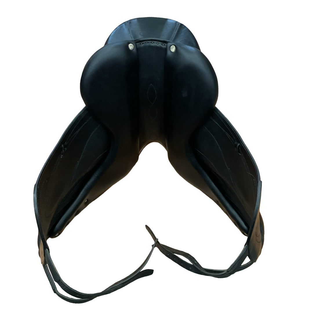 17" Antares Cadence Wide Used Dressage Saddle