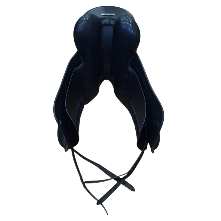 17" County Perfection Narrow Used Dressage Saddle - H
