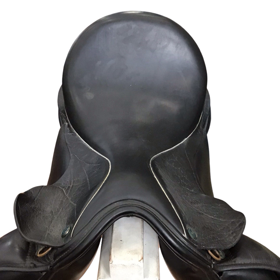 17.5" Hulsebos WB4 Med/Narrow Used Dressage Saddle - H