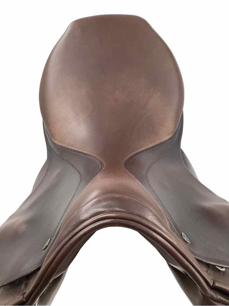 17.5" Stubben Roxane used close contact saddle B