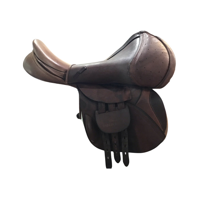 17.5" County Innovation Medium Used Close Contact Saddle