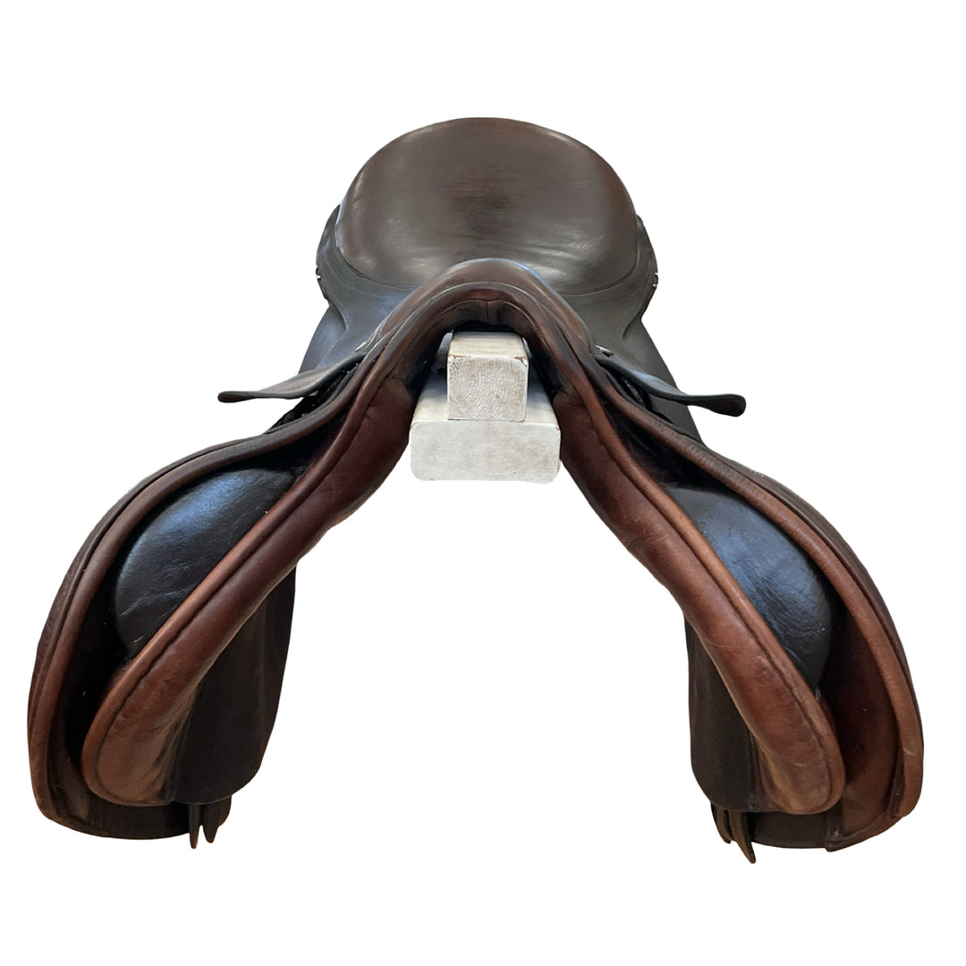17.5" County Conquest Med/Wide Used Hunter/Jumper Saddle