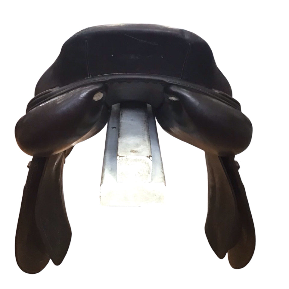 17.5" CWD SE03 Medium Used Hunter/Jumper Saddle - H