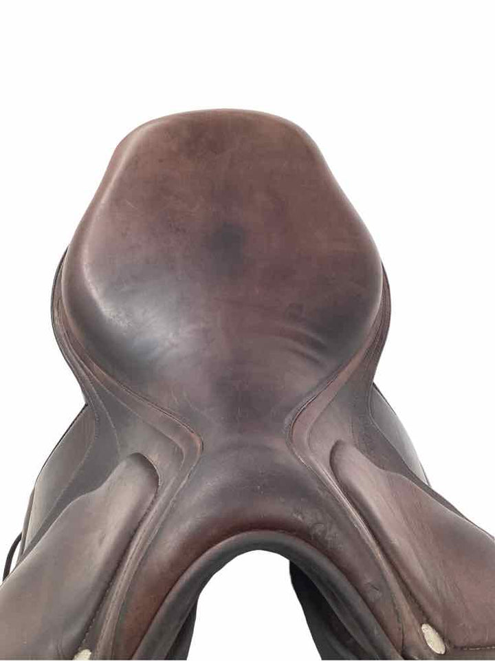 17.5" Amerigo used close contact saddle
