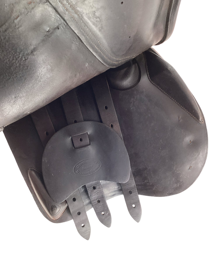 17" Devoucoux used close contact saddle