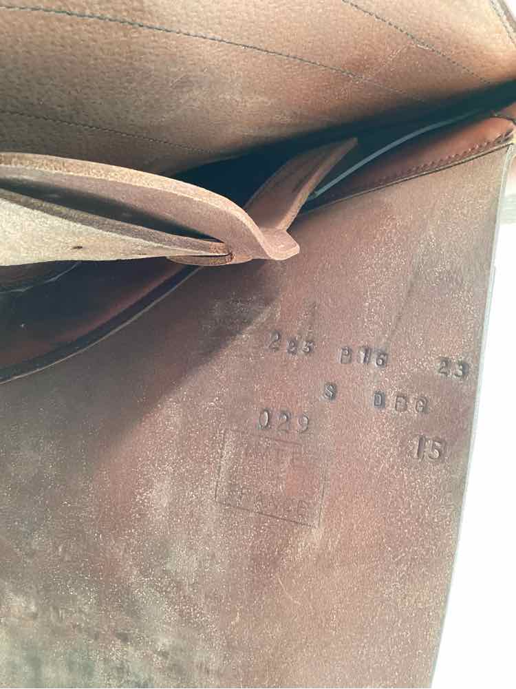 16" Butet Premium used close contact saddle