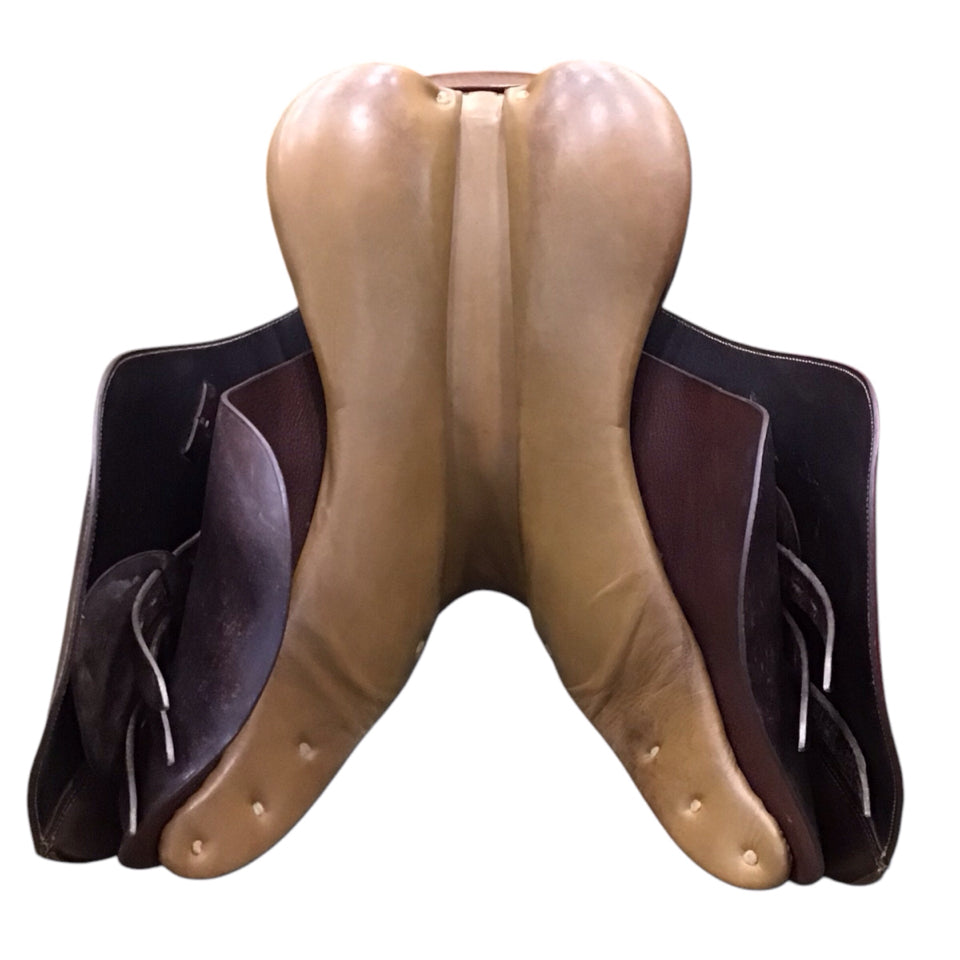 17" Collegiate Ruiz Diaz Narrow Used Hunter/Jumper Saddle - H