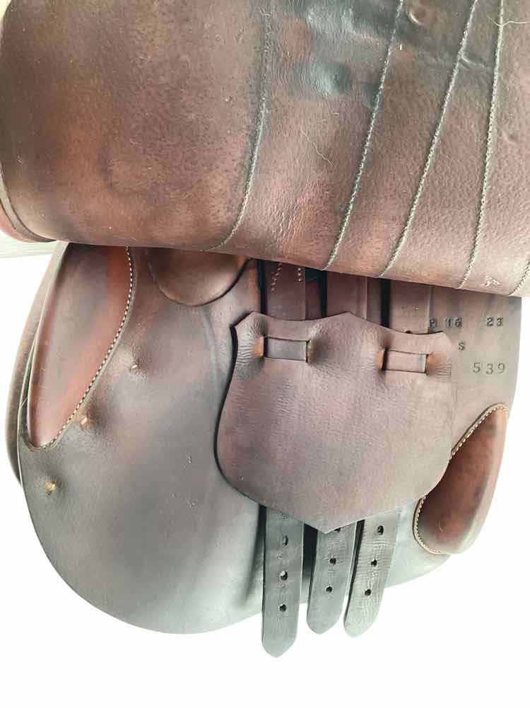 17" Butet used close contact saddle B