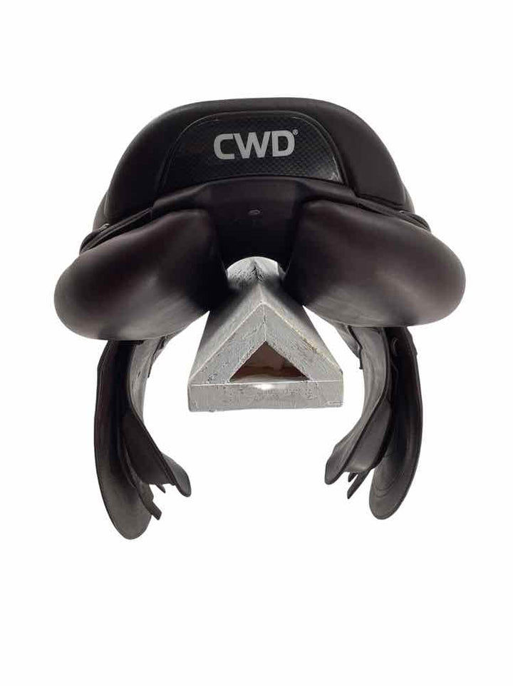 18" CWD used hunter jumper saddle