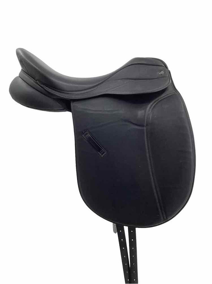 18" Thorogood dressage used synthetic saddle B