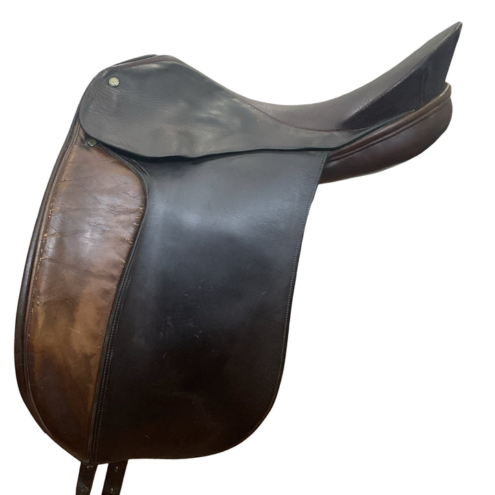 17" Thoroughbred Medium Used Dressage Saddle
