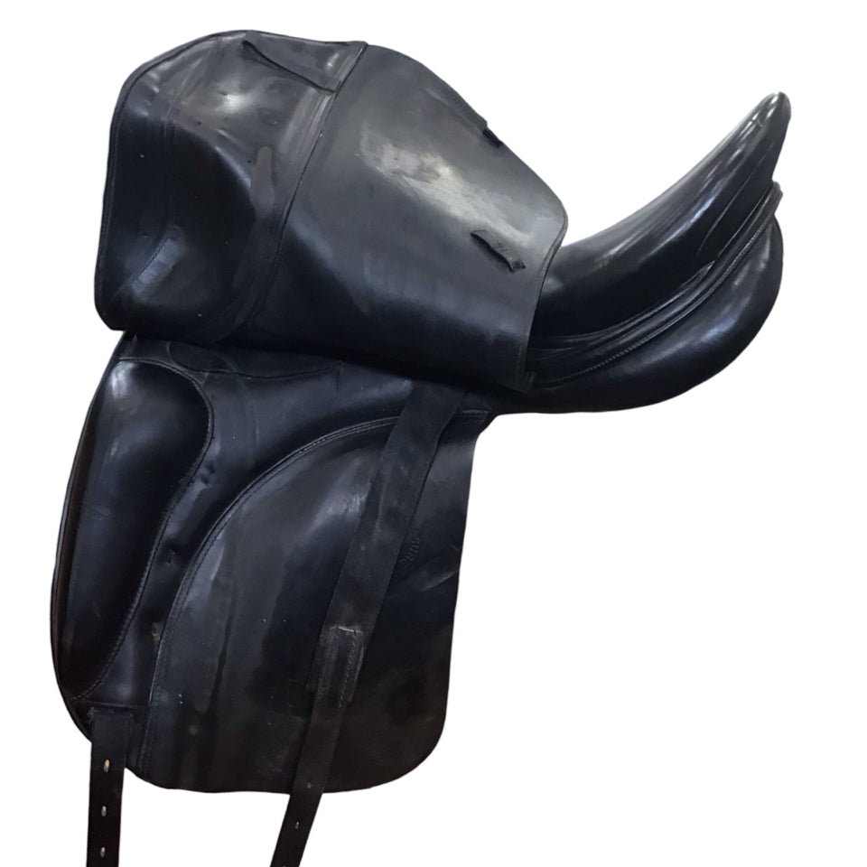 17" Prestige Dressage 200 Medium Used Dressage Saddle - H