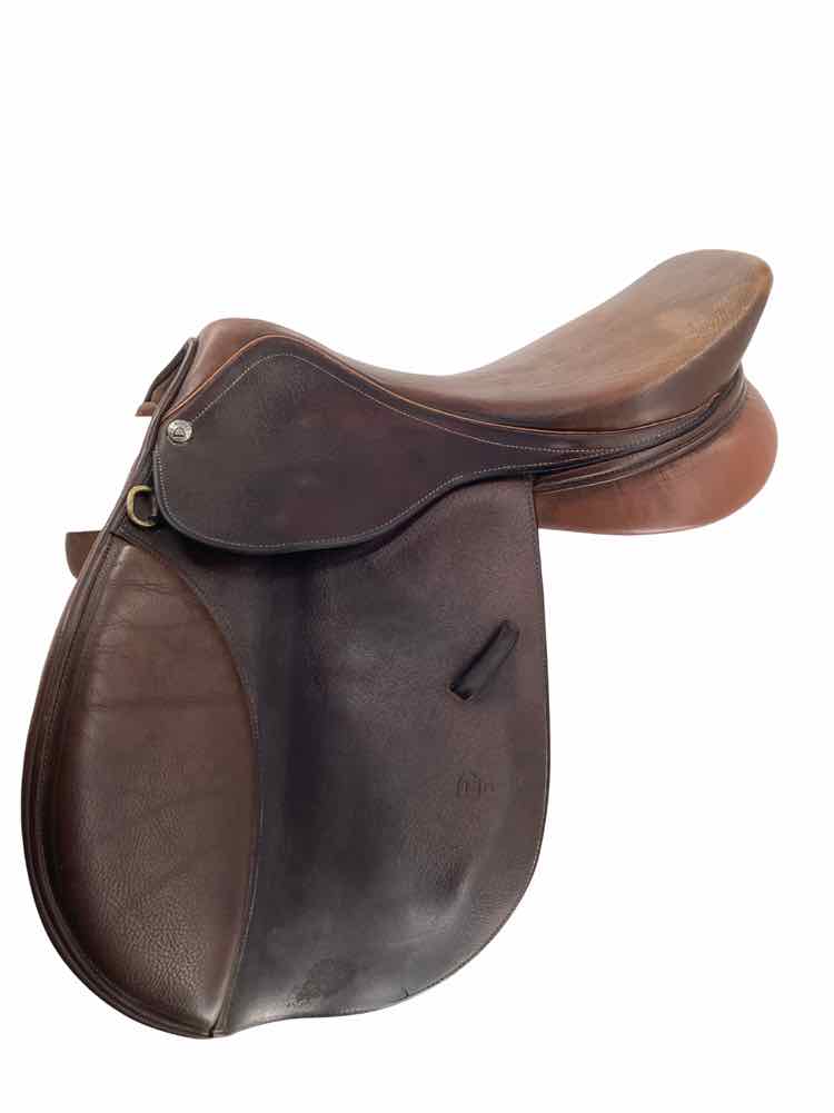 17" Dover Circuit used close contact saddle