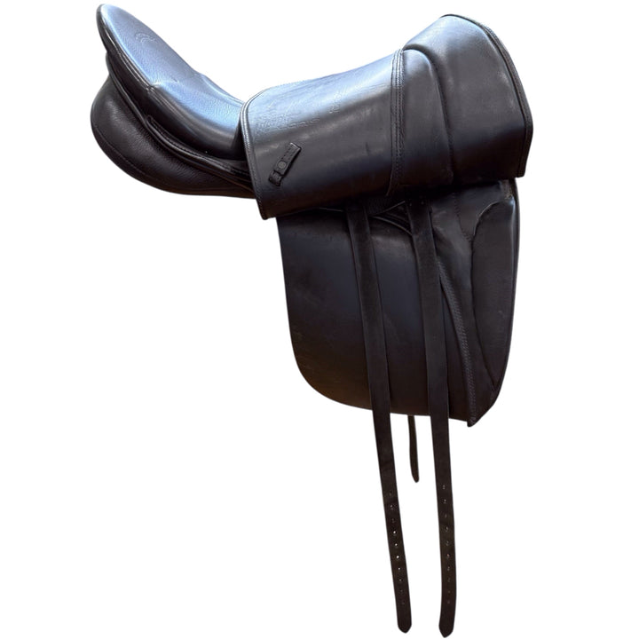 18" Stubben Maestoso De Luxe 28cm Med/Narrow Used Dressage Saddle - H