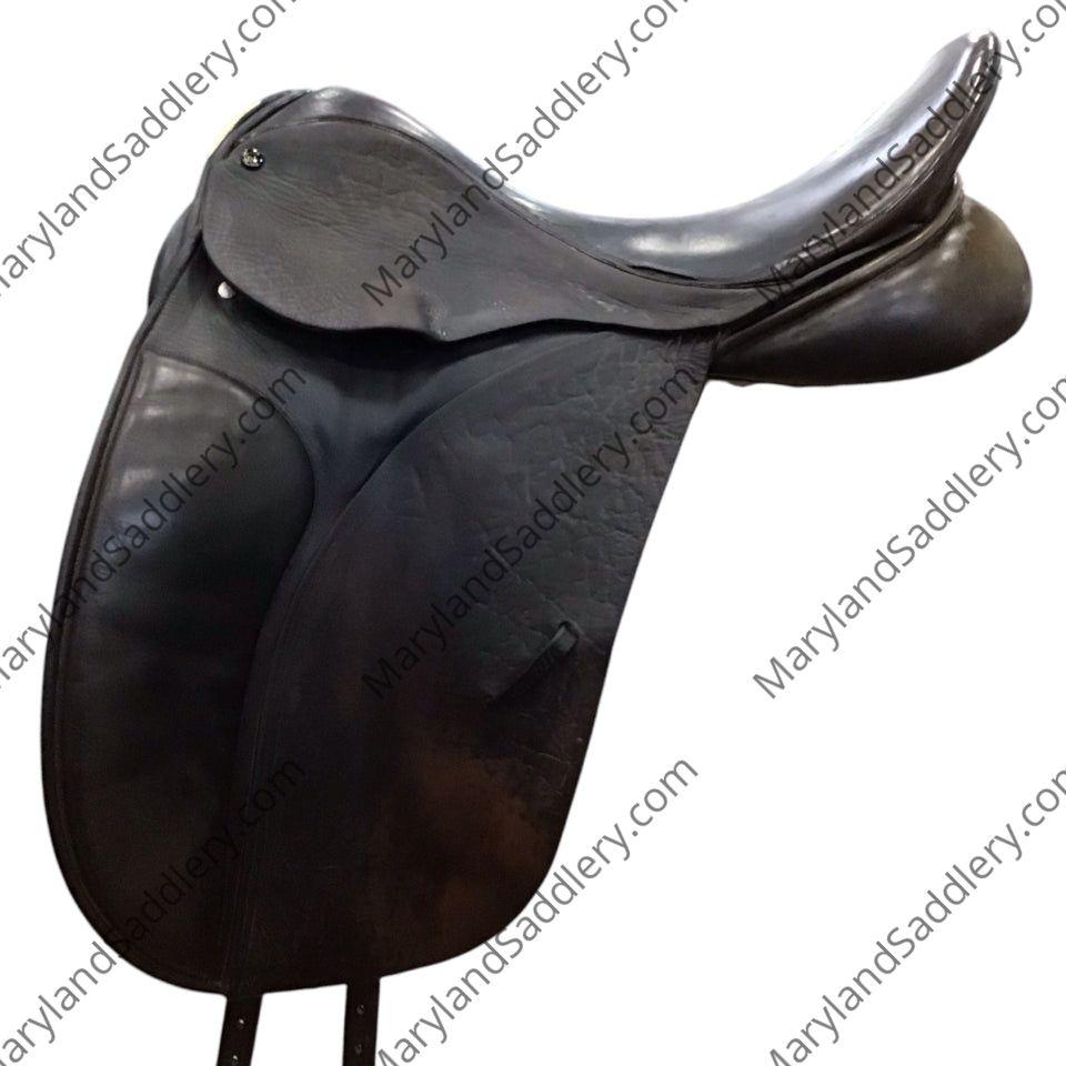 17.5" County Connection Narrow Used Dressage Saddle - H