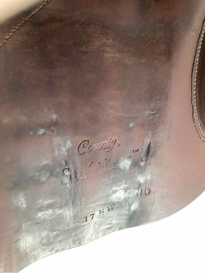 17.5" County stabilzer close contact saddle