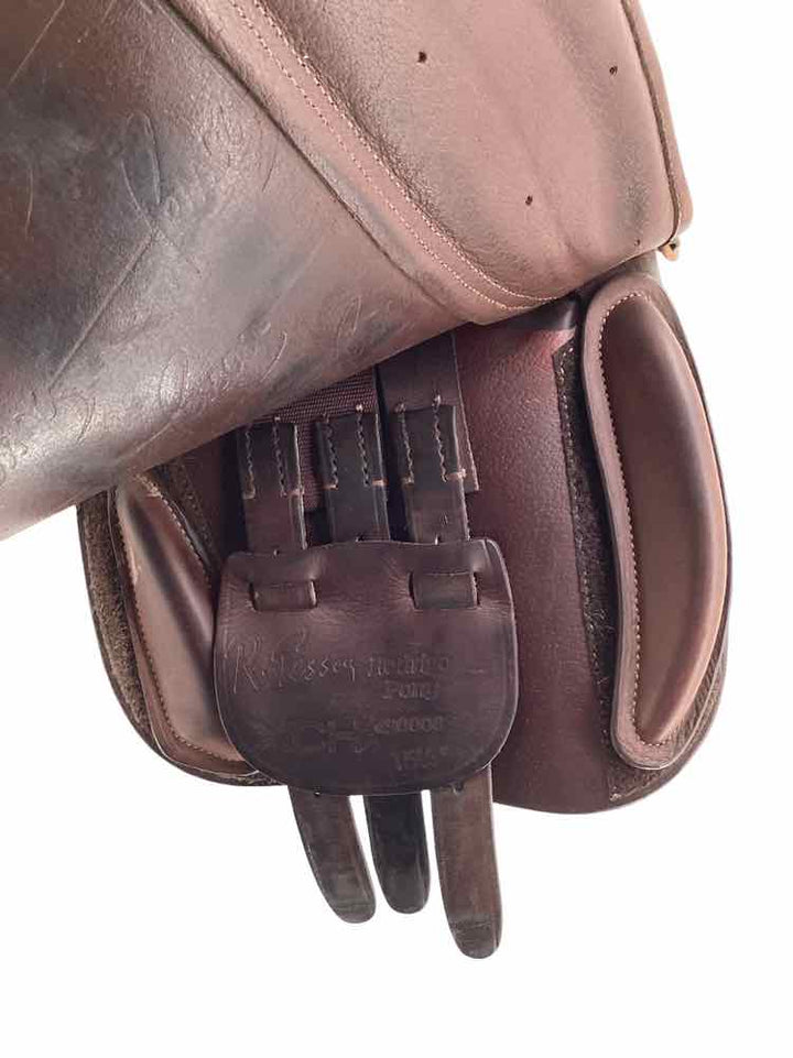 Childrens 15.75" Pessoa used close contact saddle B