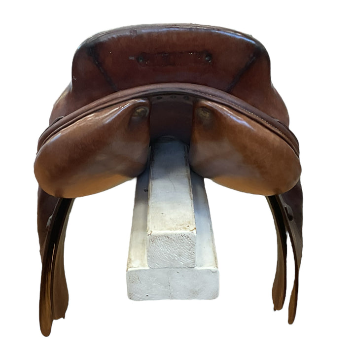 16.5" Bruno Delgrange Medium Used Hunter/Jumper Saddle - H