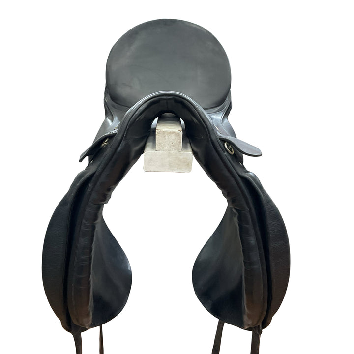 18" Kieffer Lech Profi Medium Used Dressage Saddle