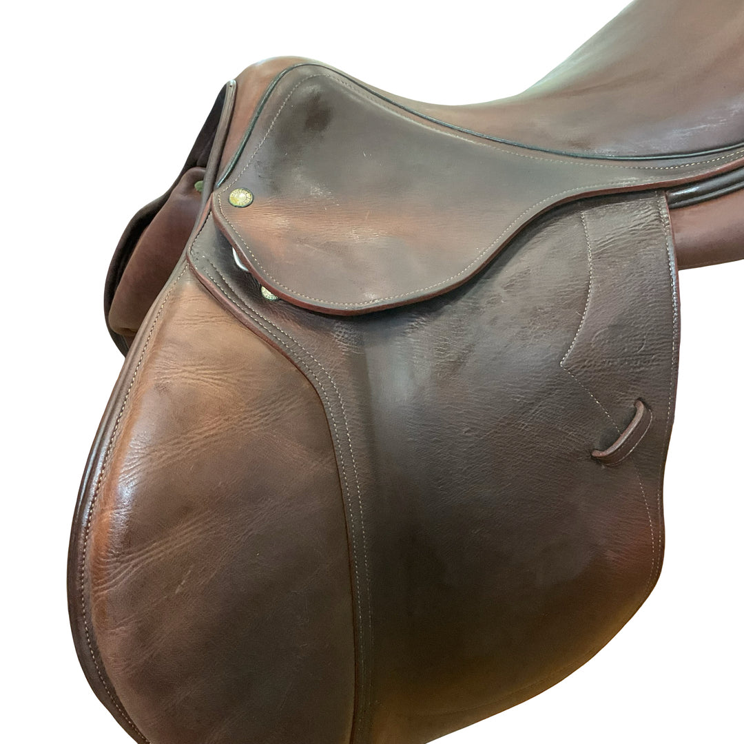 17.5" Devoucoux Socoa Medium Used Hunter/Jumper Saddle