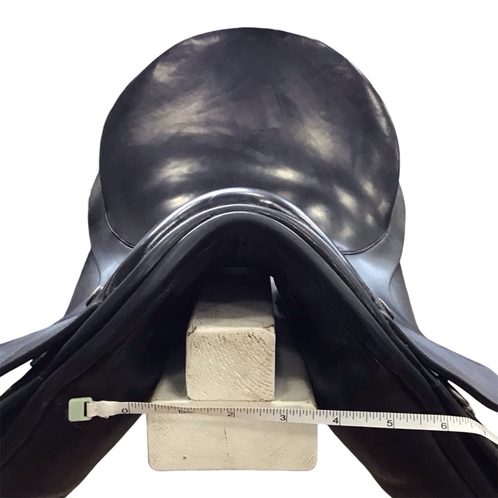 16.5" County Competitor No.3 Fit Med/Wide Used Dressage Saddle