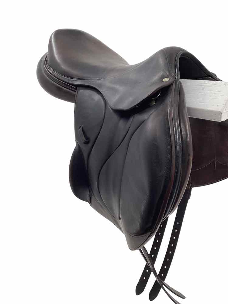 18" Devoucoux monoflap used jumping saddle B