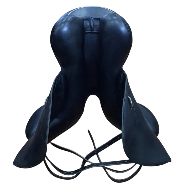 18" Custom Saddlery Icon Star Medium Used Dressage Saddle - H
