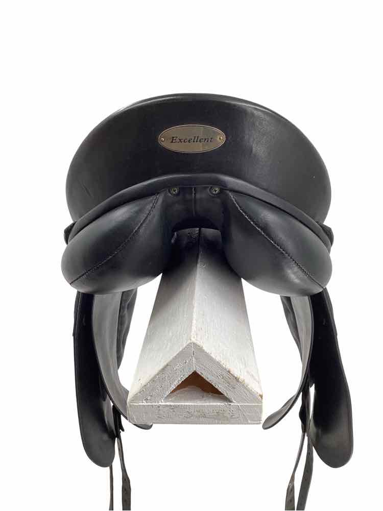 17" Kieffer used dressage saddle B