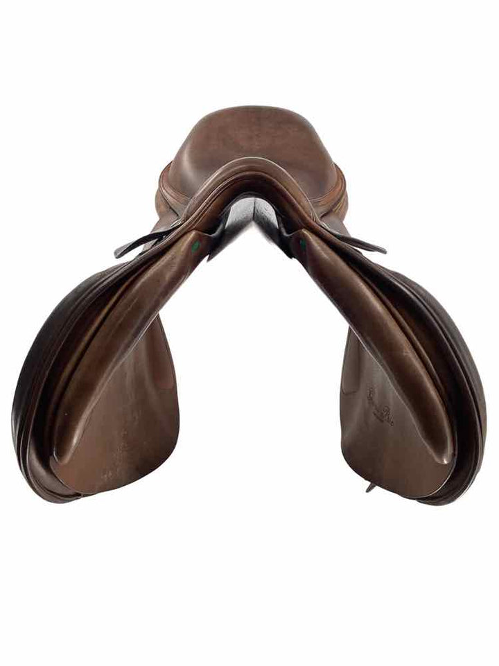 17" Equipe used close contact saddle B