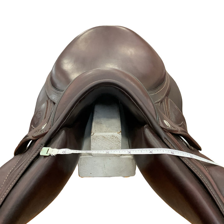 18-18.5" Devoucoux Chiberta Lab Medium Used Hunter/Jumper Saddle