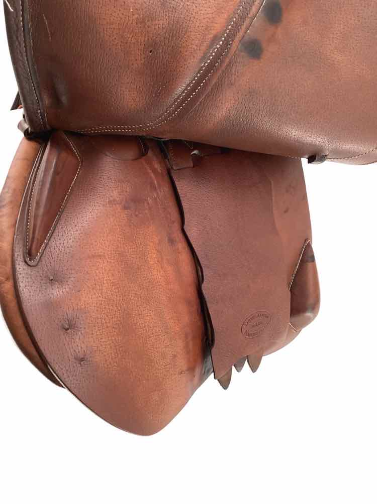 18.5" Devoucoux Biarritz used close contact saddle 4AAR flap B