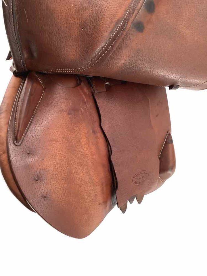 18.5" Devoucoux Biarritz used close contact saddle 4AAR flap B