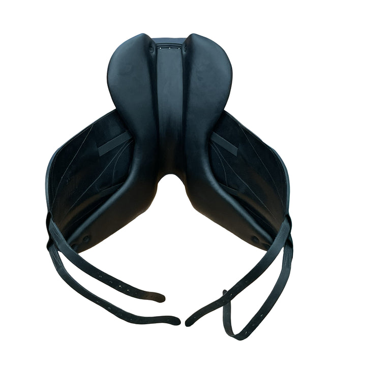 17.5" Forestier Aachen Medium Used Dressage Saddle