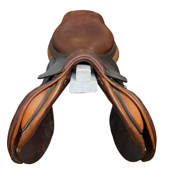 17" CWD SE02 Medium Used Hunter/Jumper Saddle