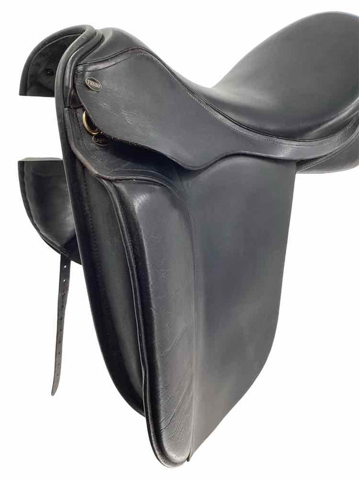 18" Fryso legacy used dressage saddle B