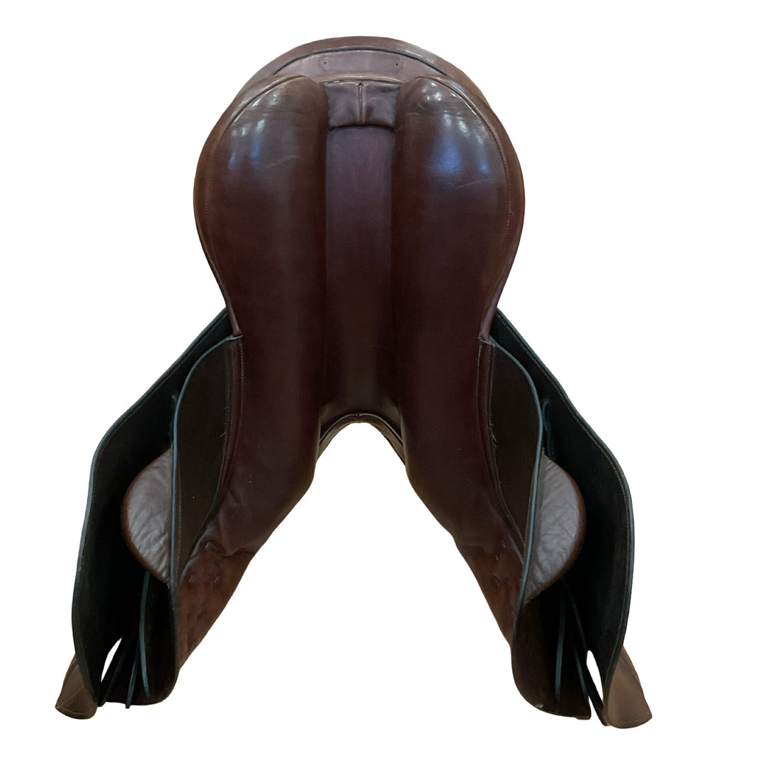 18" County Conquest Wide Used Hunter/Jumper Saddle