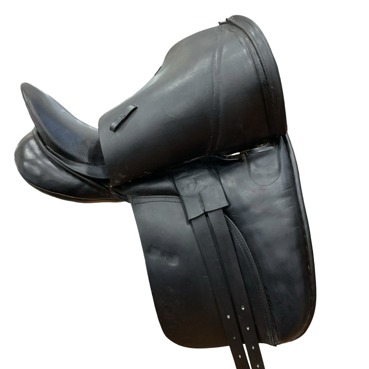 16.5" Unbranded Adjustable Crank Used Dressage Saddle - H