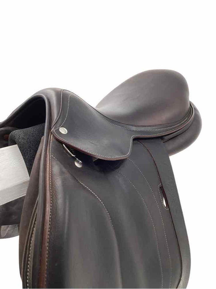 17" Arion Atlas double flap buffalo leather semi custom used jumping saddle with