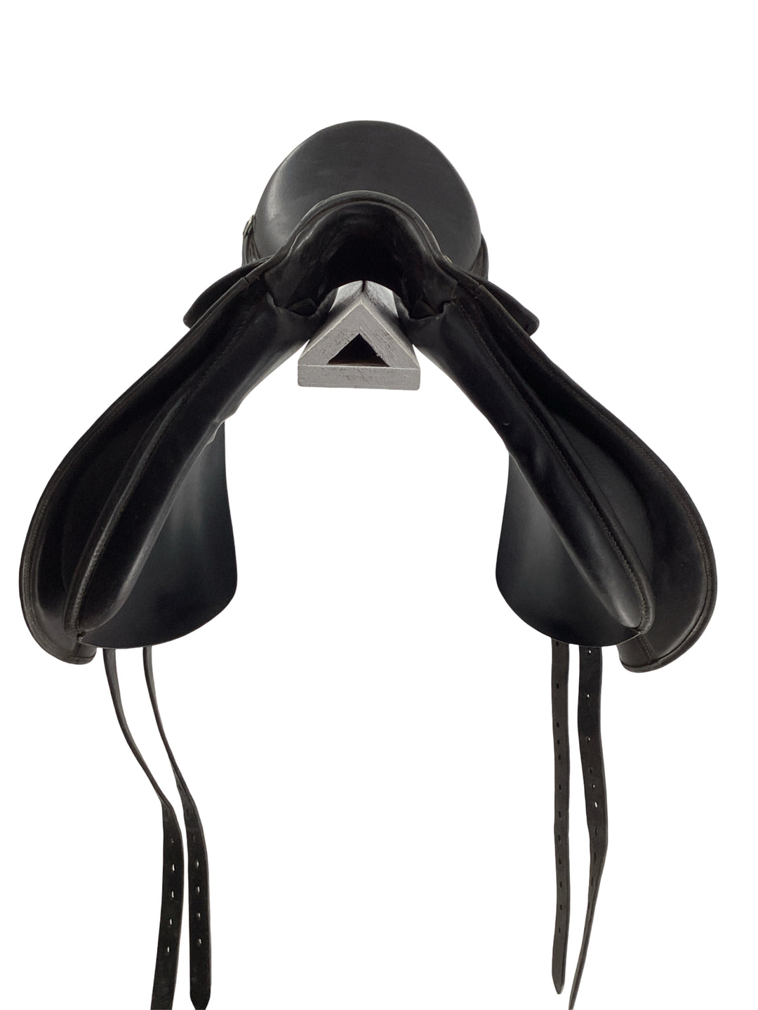 17.5" Courbette used dressage saddle